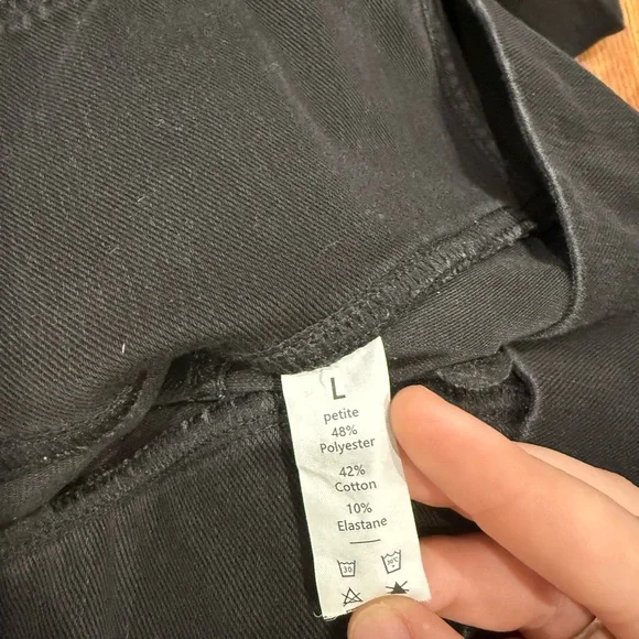 Halara Flex High-Waisted Crossover Pocket Washed Casual Jeans - Picture 2 of 3